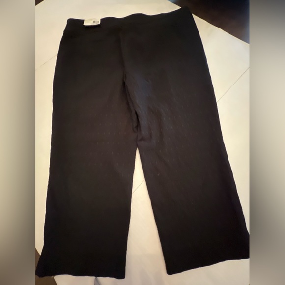 CHARTER CLUB PULL ON CAMBRIDGE SLIM SIZE 18W  BLACK CAPRI’S - Picture 7 of 14